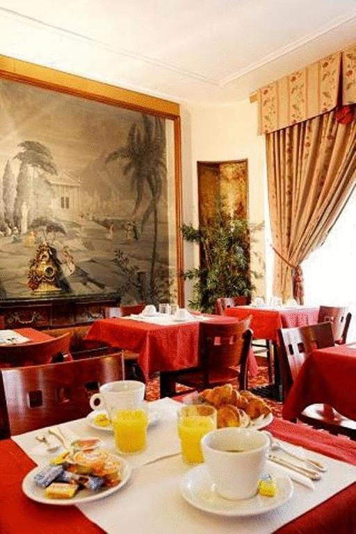 Hotel La Boetie Париж Ресторан фото